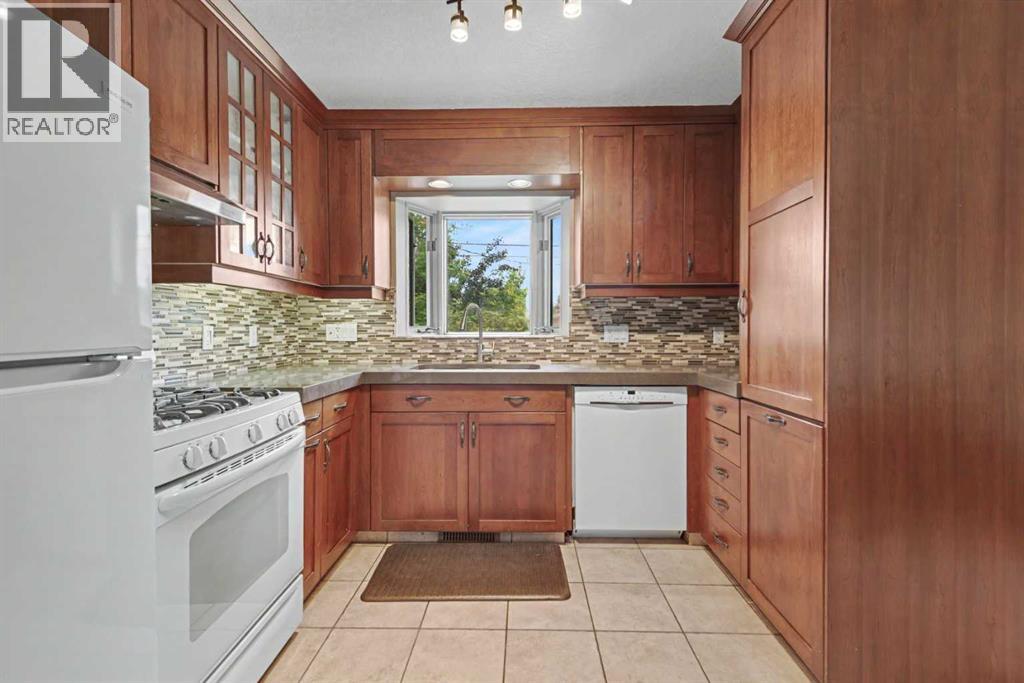23 Arbour Crescent SE