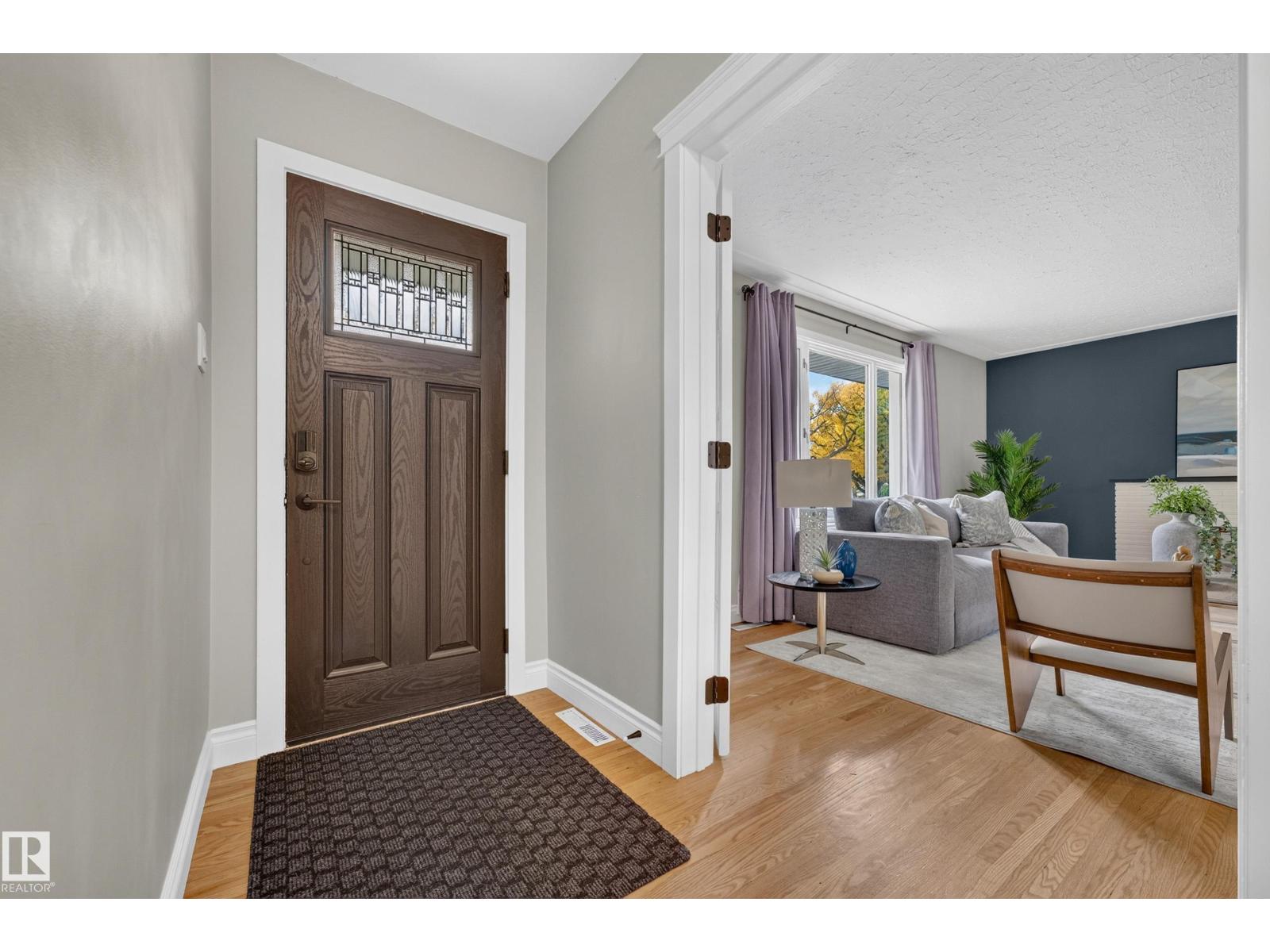 10224 82 ST NW