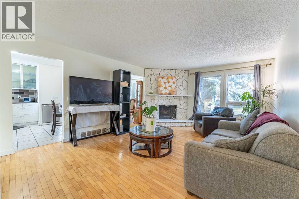 44 Templehill Drive NE