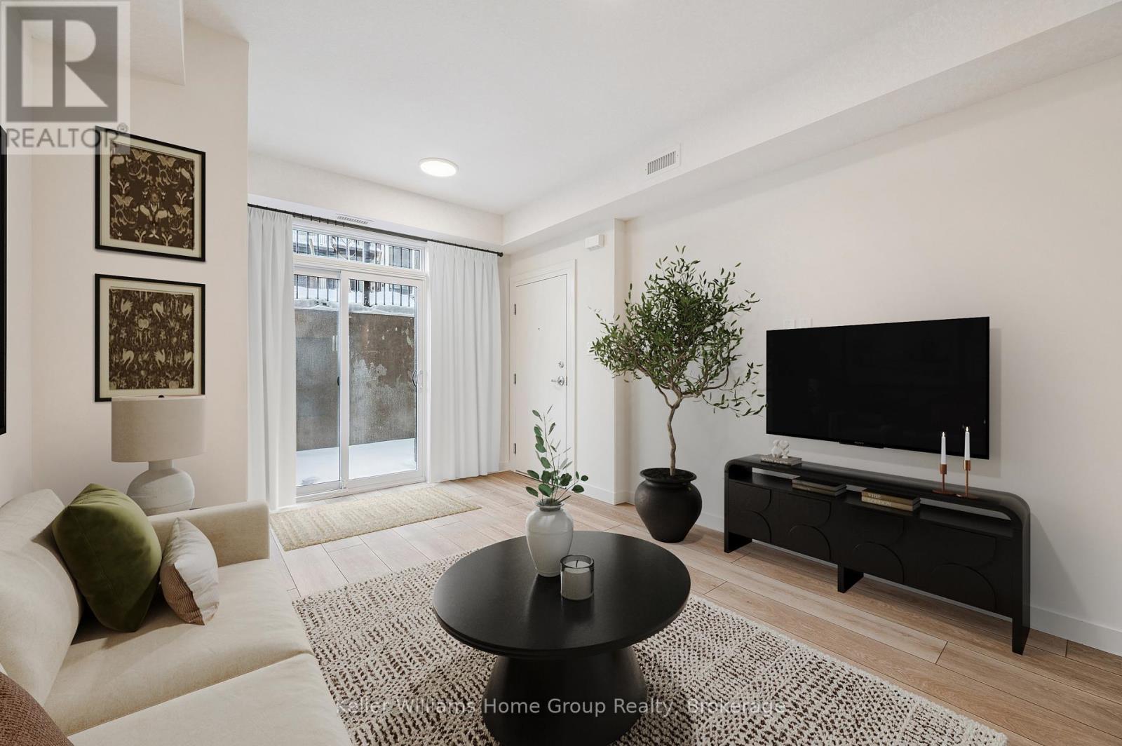 136 - 824 WOOLWICH STREET