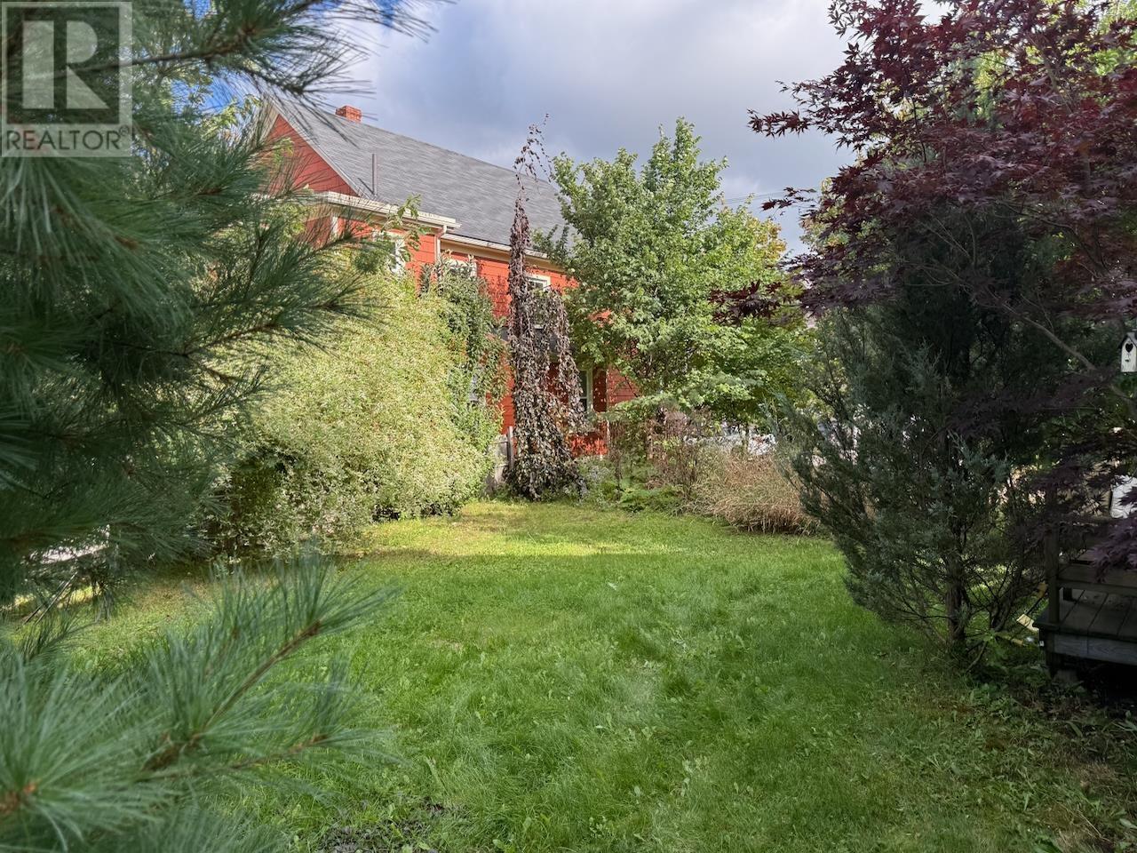 48-52 HILLSBOROUGH Street - Photo 4