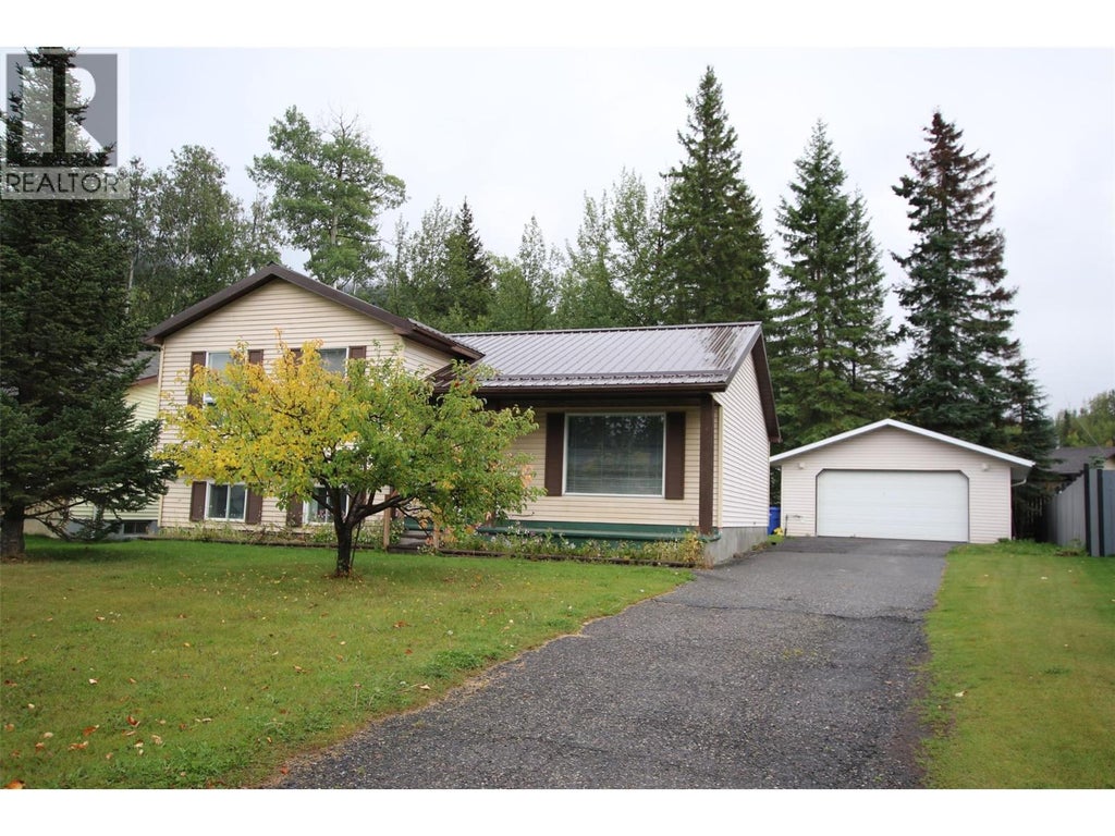 236 MURRAY DRIVE, TUMBLER RIDGE, BC V0C 2W0 - Image 4096729493.jpeg?d=l