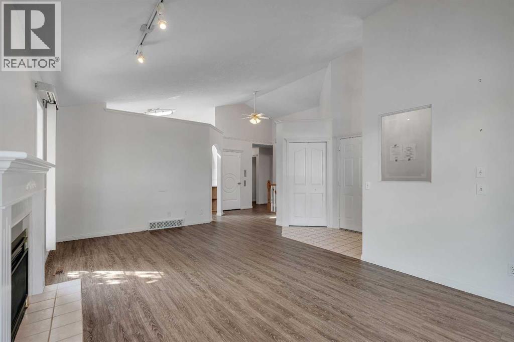 220 Cimarron Court