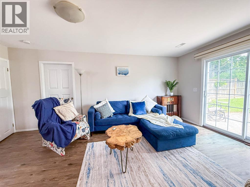 2623 KAYMAR CRESCENT