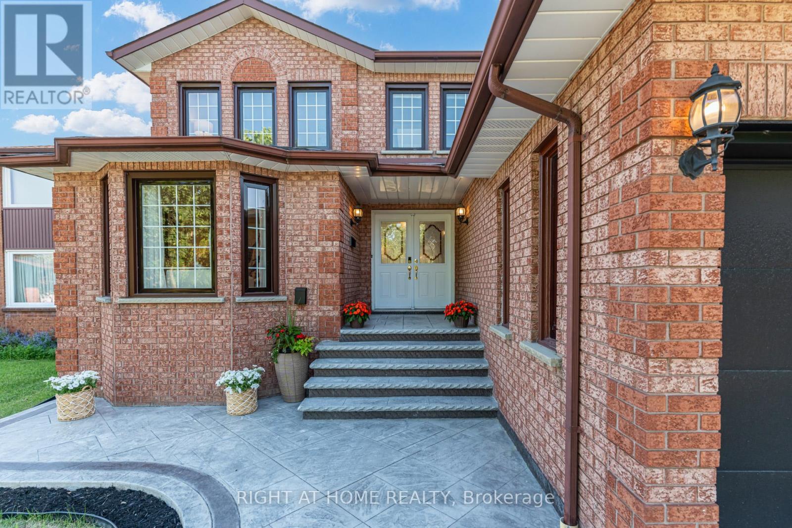 2598 MASON HEIGHTS