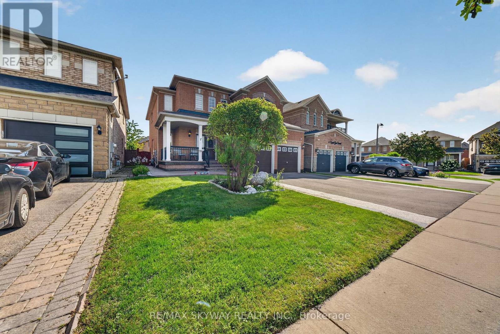 59 CRYSTAL GLEN CRESCENT