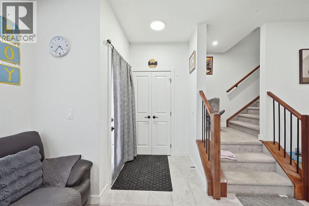 118 Saddlelake Manor NE