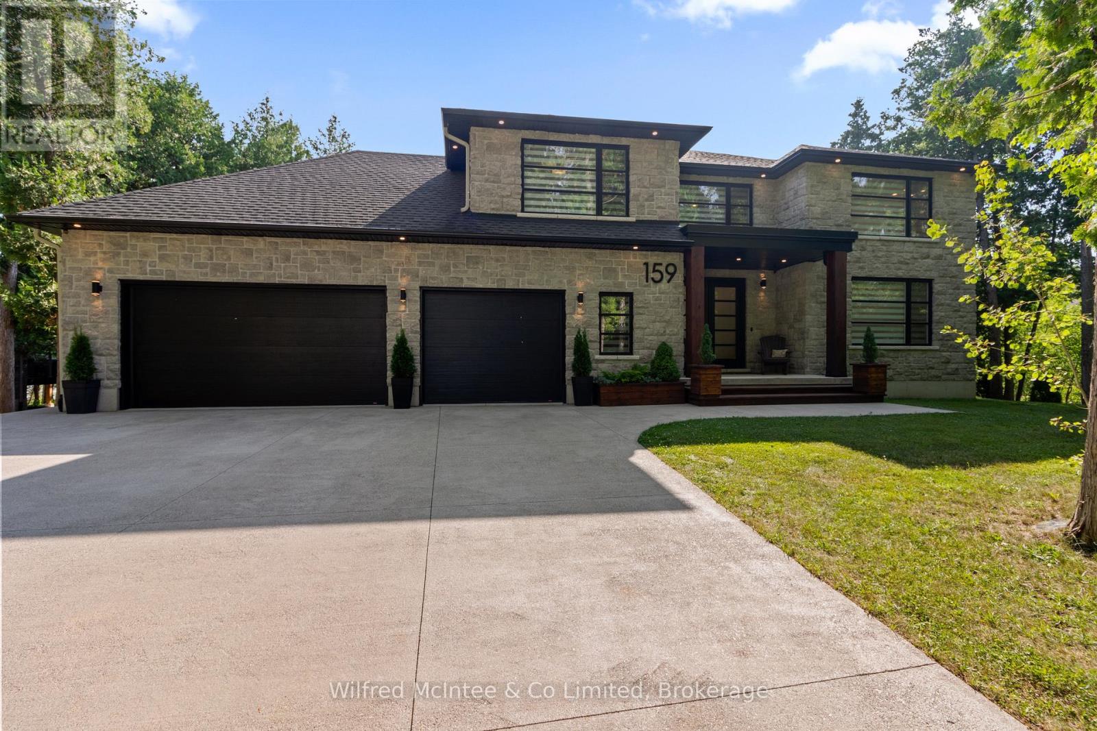 159 UPPER LORNE BEACH ROAD
