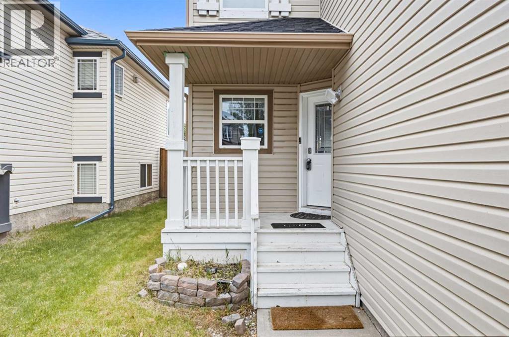319 Coventry Road NE