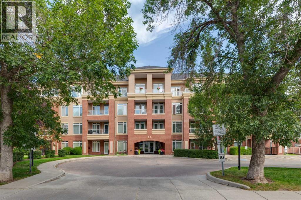 311, 2 Hemlock Crescent SW