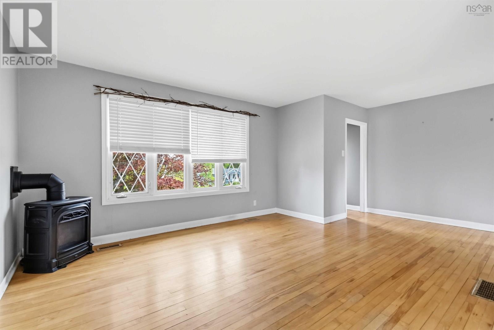 428 Dyke Road - Photo 3