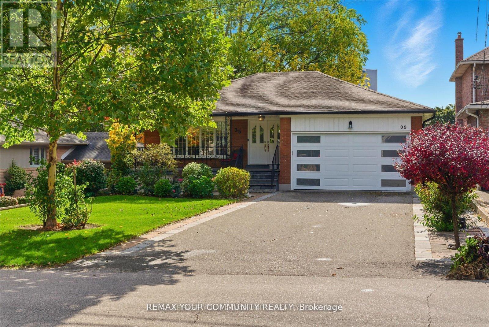 35 SUNVALE DRIVE