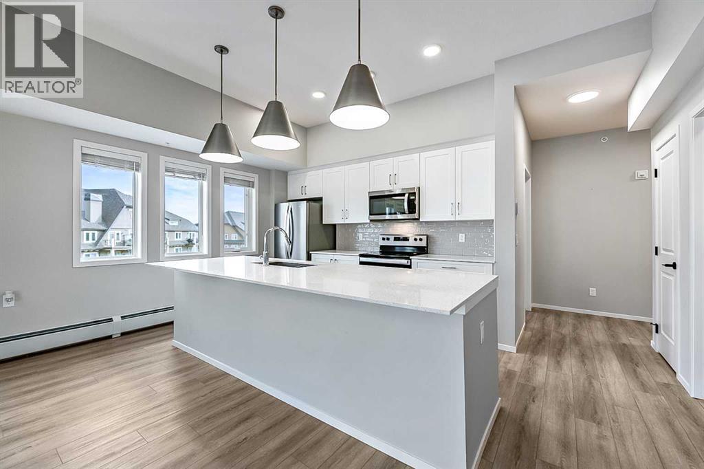 402, 140 Mahogany Street SE