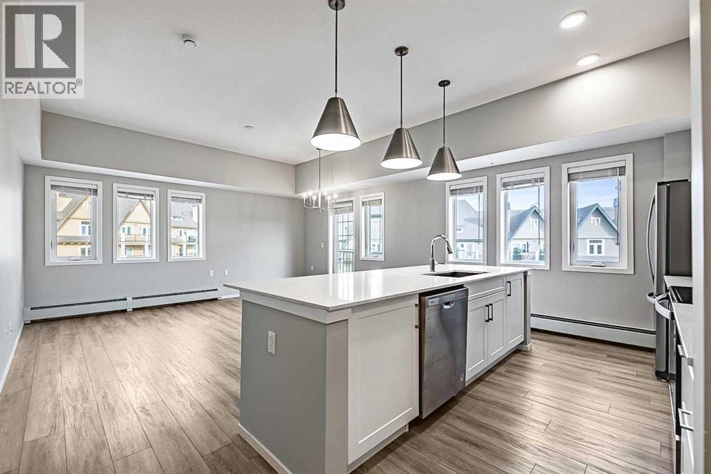 402, 140 Mahogany Street SE