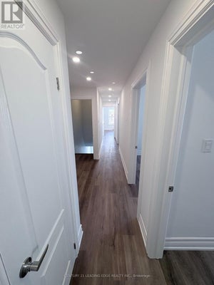2 - 10 Ross St, Barrie (City Centre), ON 3