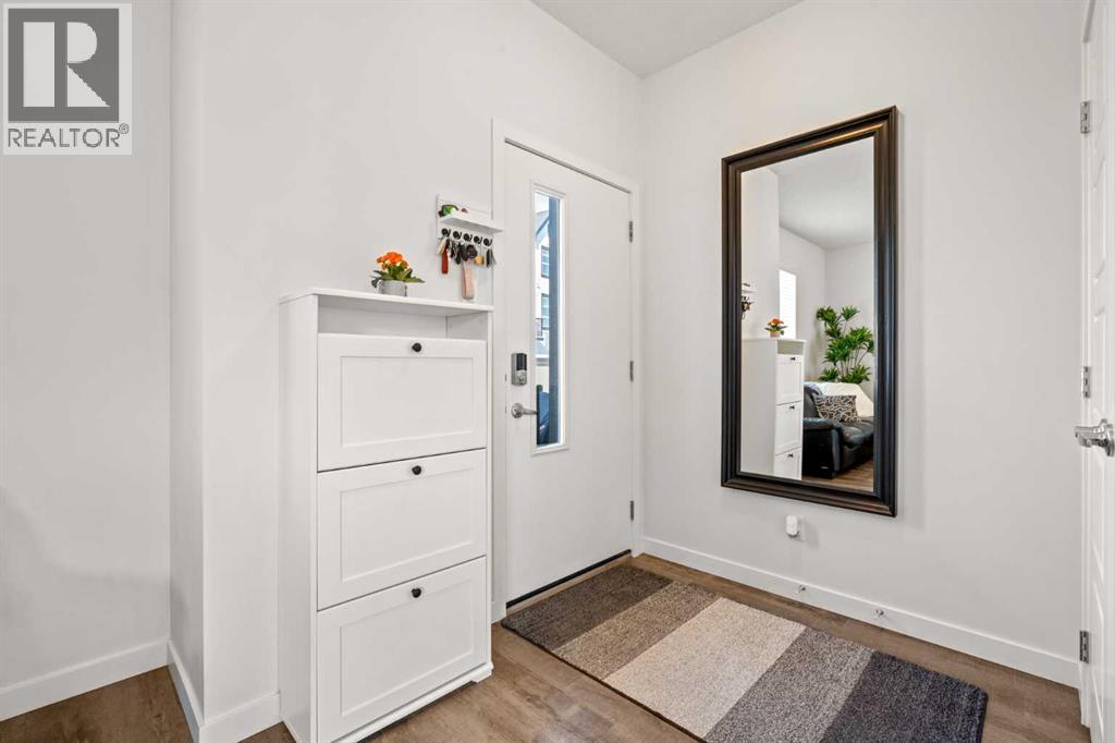 108, 75 Evanscrest Common NW