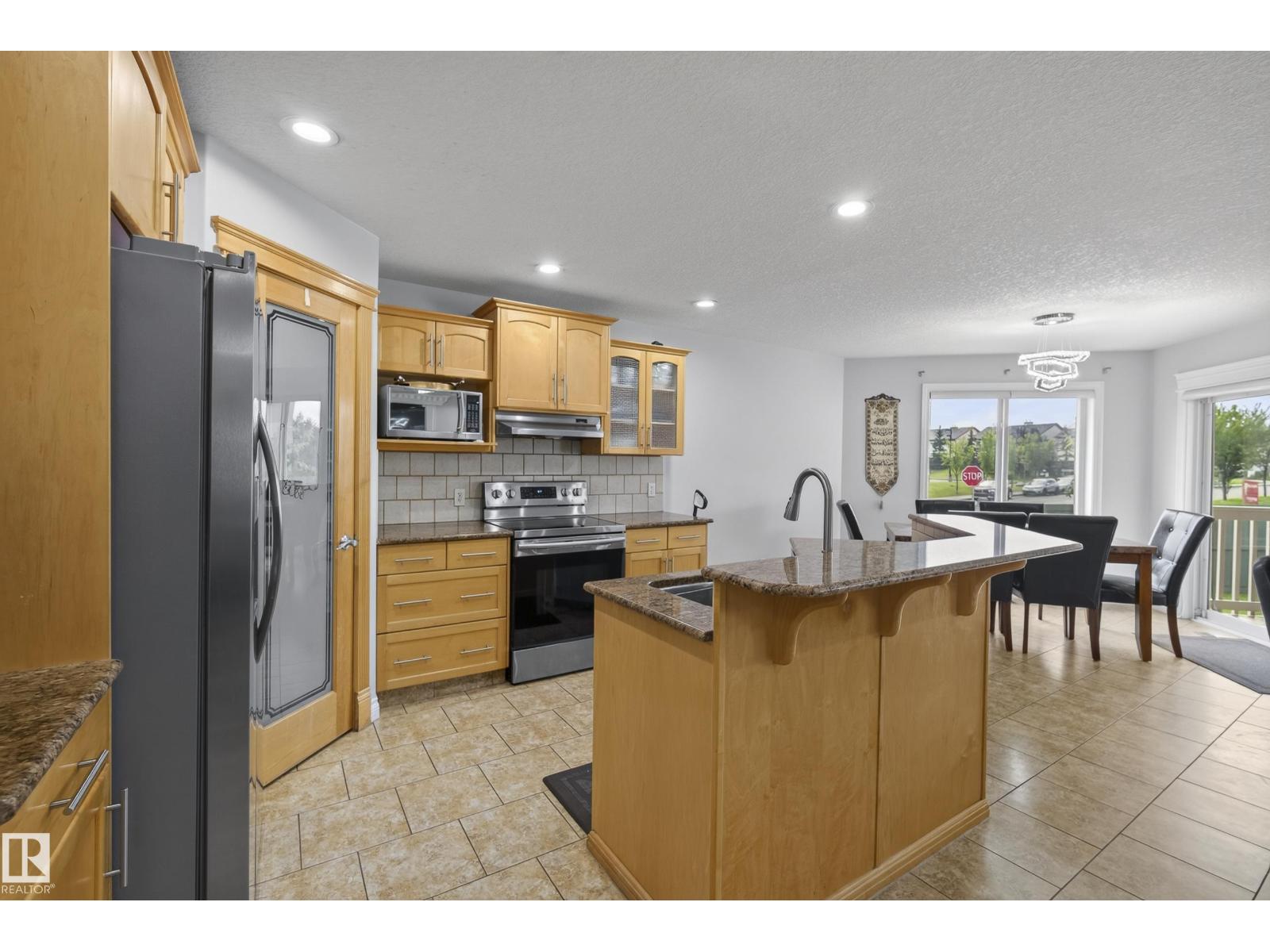 16604 59 ST NW