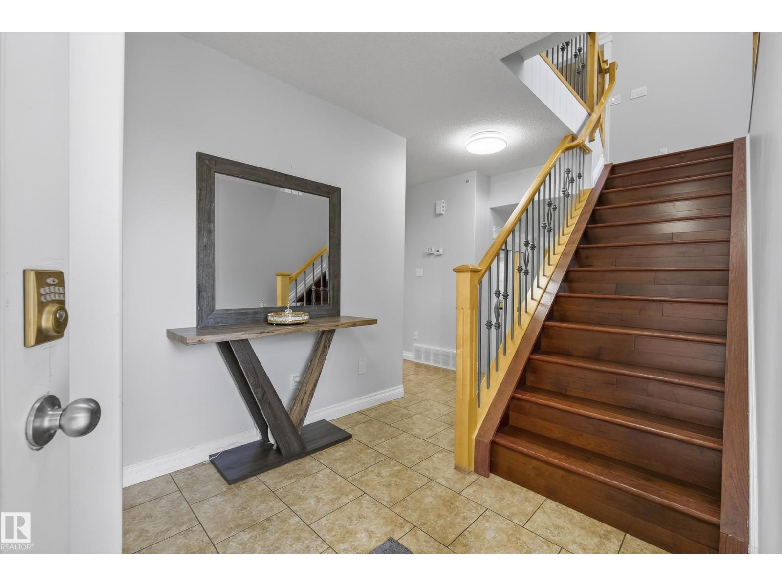 16604 59 ST NW