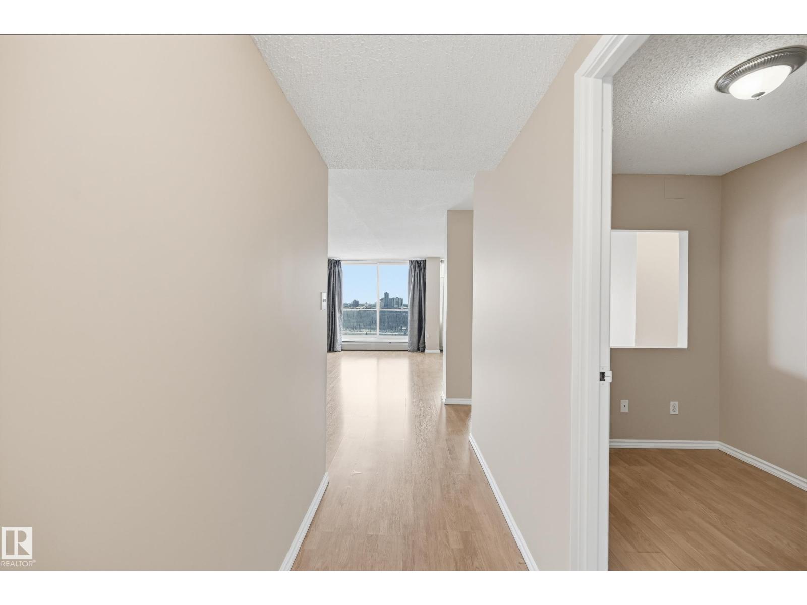 #1805 10011 116 ST NW