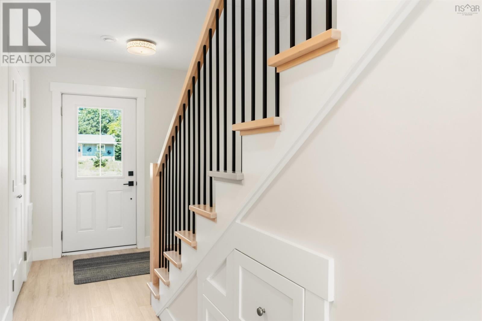 488 Bill Street - Photo 4