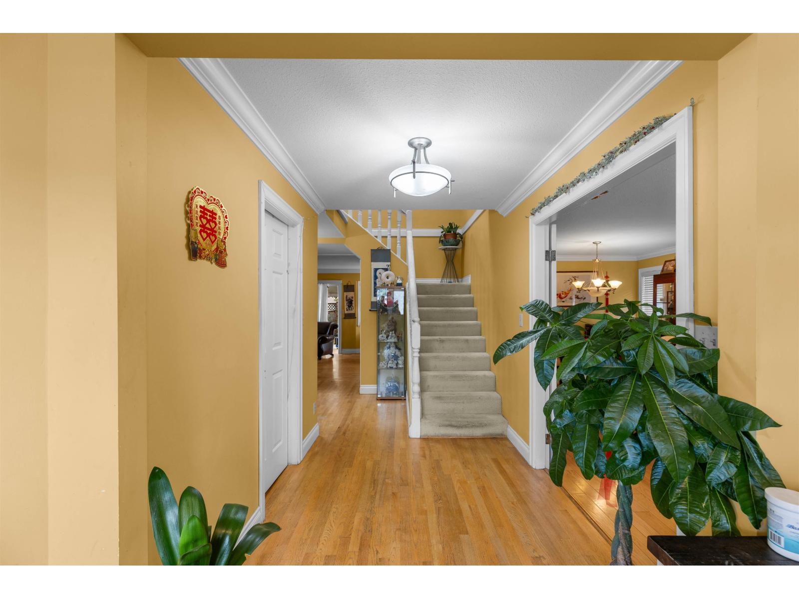 3504 CRESTON DRIVE