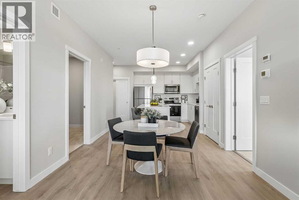 404, 655 Shawnee Square SW