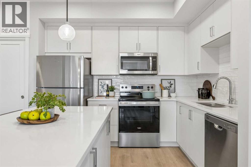 404, 655 Shawnee Square SW