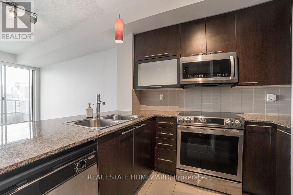 1407 - 500 SHERBOURNE STREET