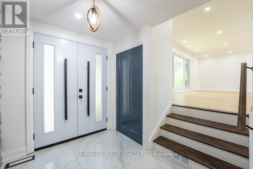 21 HALLIWELL DRIVE