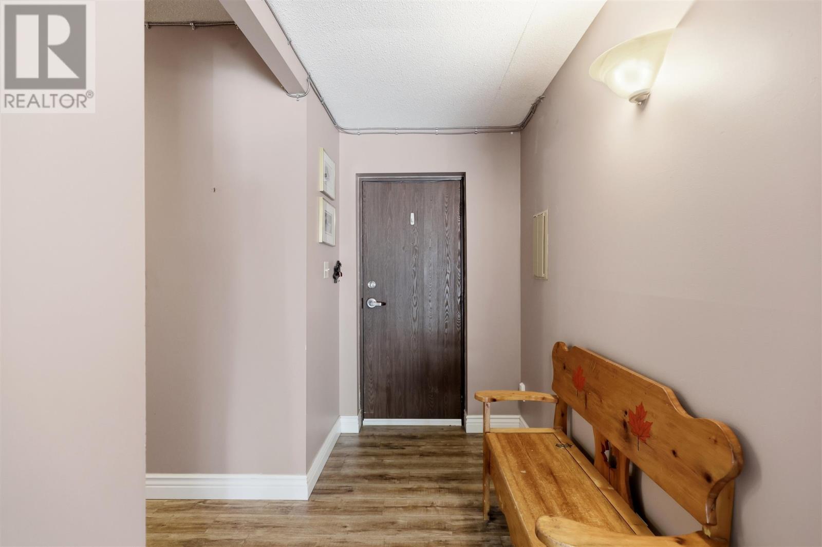 313 MacDonald AVE # 211 - Photo 2