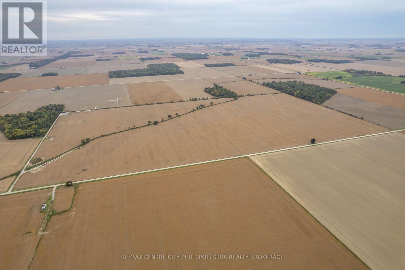 N1/2 LT 22-23 CONC 10 HOLT LINE