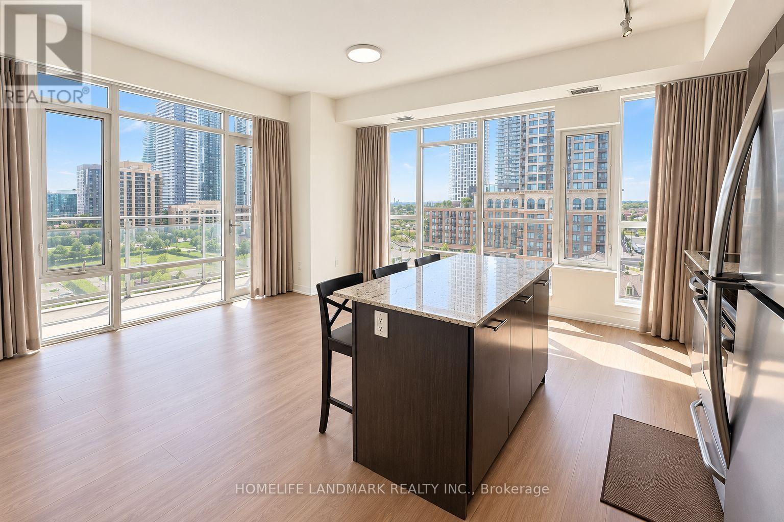 805 - 360 SQUARE ONE DRIVE