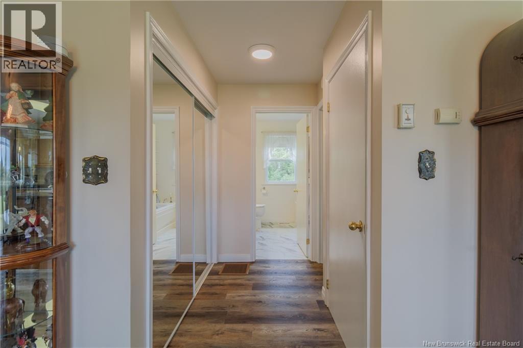 425 Landsdowne Road - Photo 4