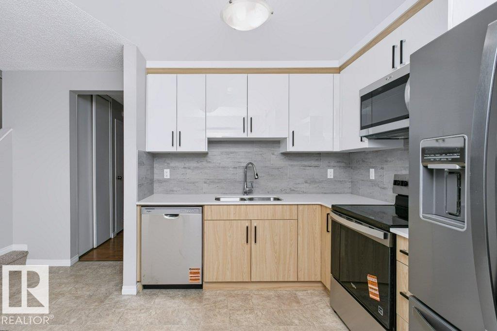 #24 14511 52 ST NW