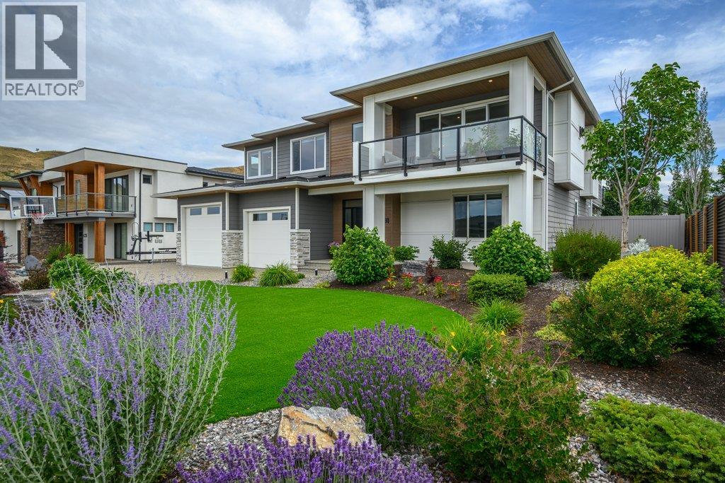 631 Mt Ida Crescent
