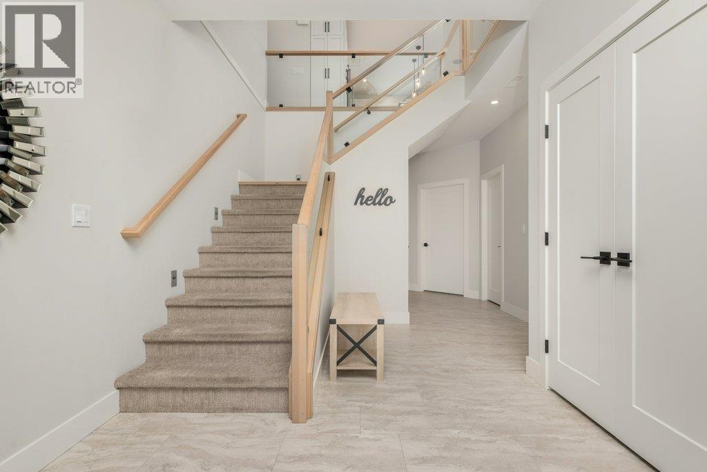 631 Mt Ida Crescent