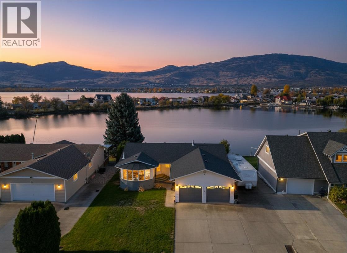 38 BAYVIEW Crescent
