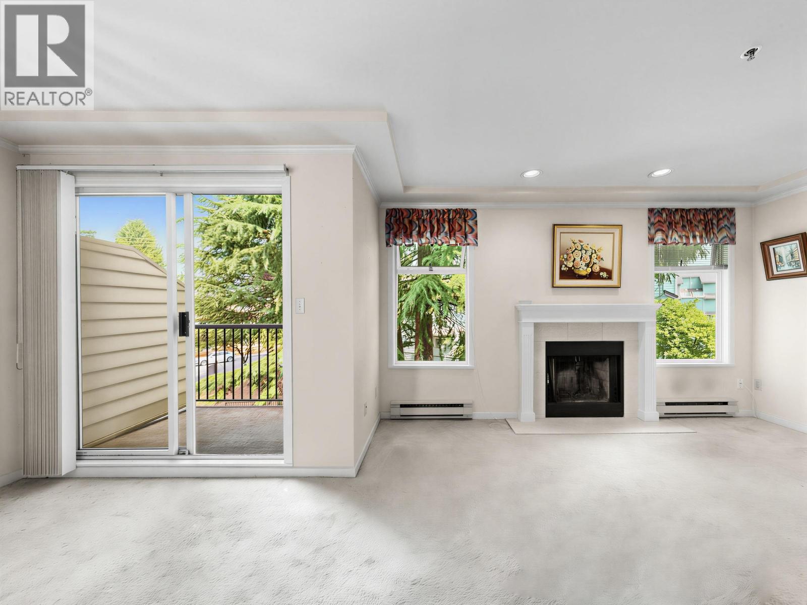 10 7110 BARNET ROAD