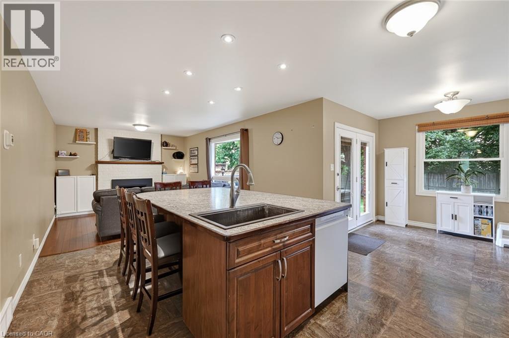 27 SIOUX Crescent