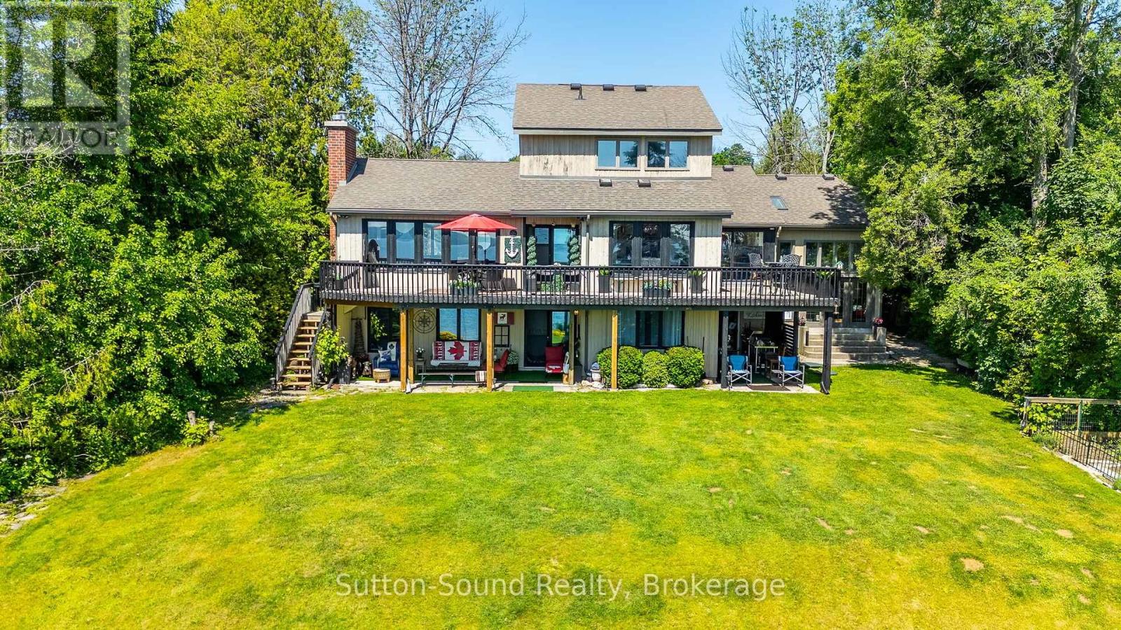427 BALMY BEACH ROAD