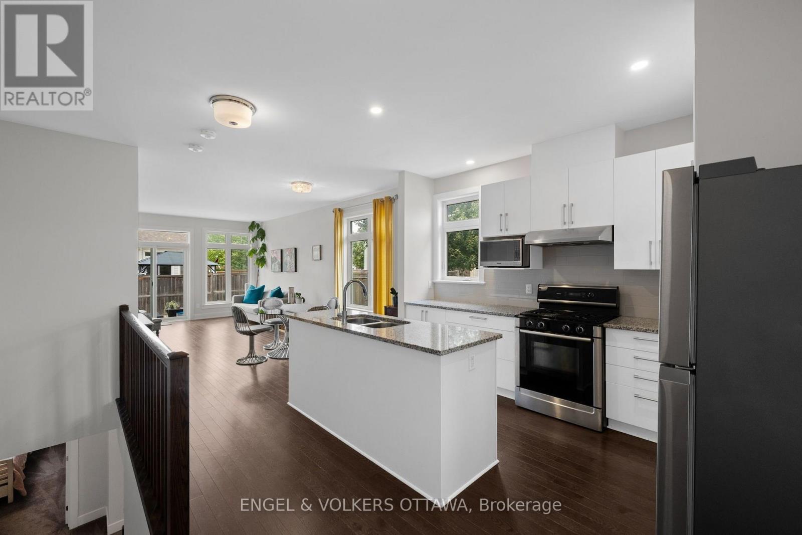 538 SILVERBELL CRESCENT
