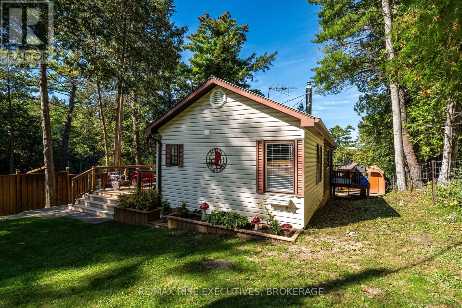 1123 WILLYS LANE