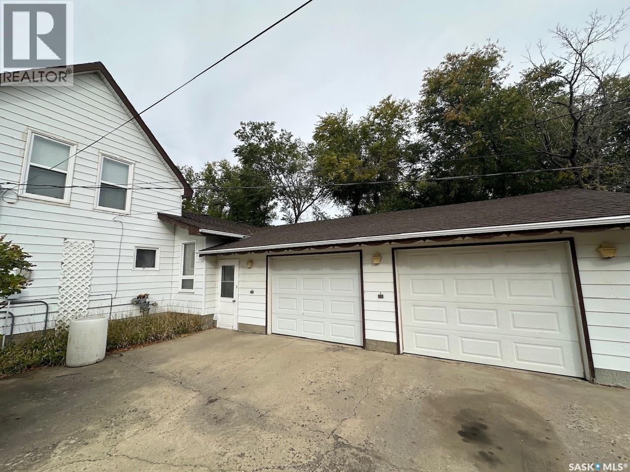 335 main STREET S