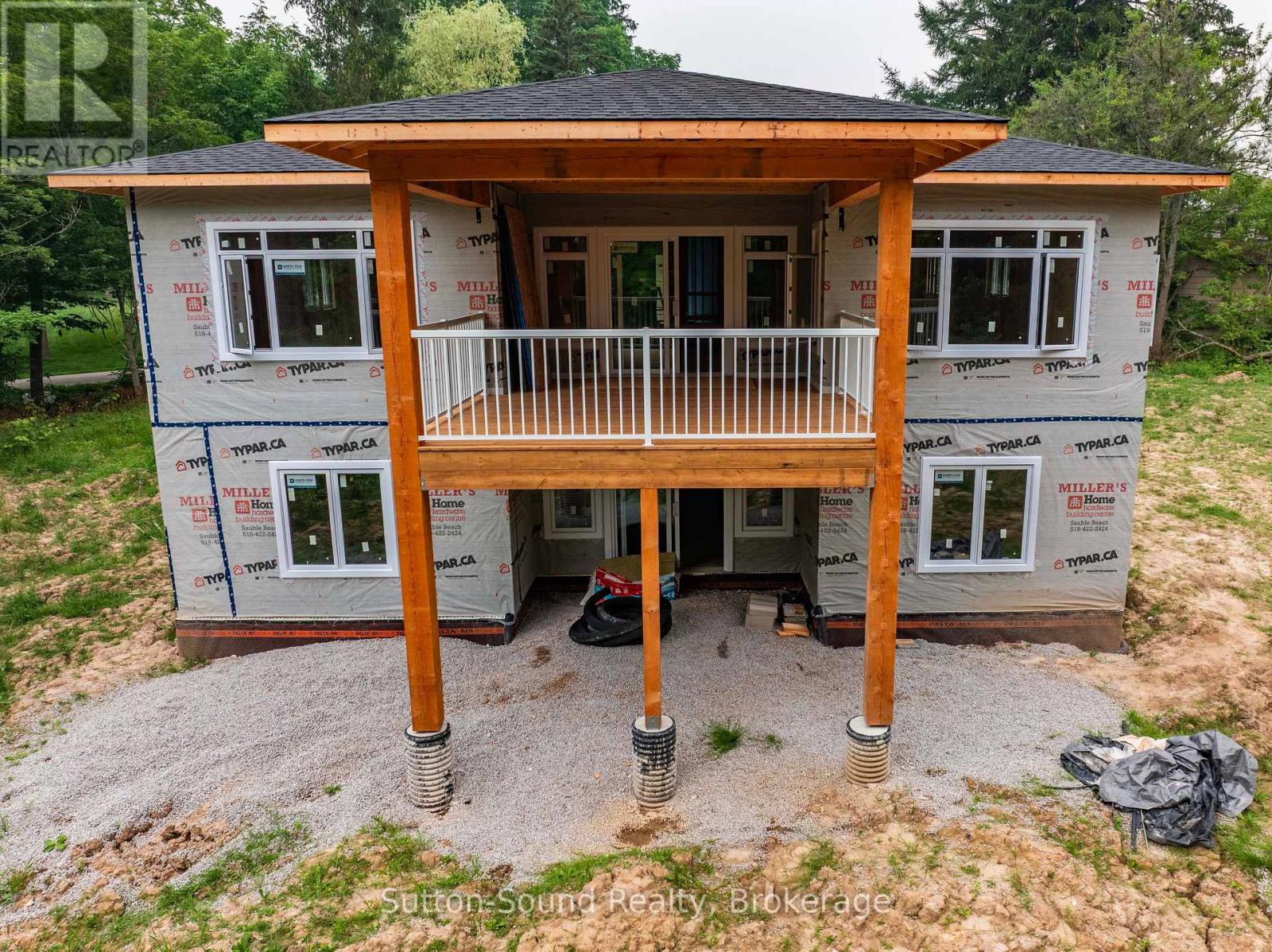 791 23RD STREET W