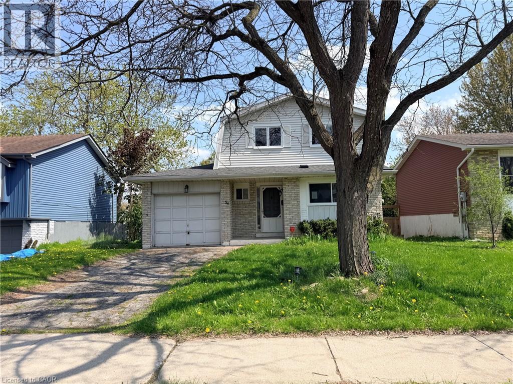 34 WOODRIDGE Drive