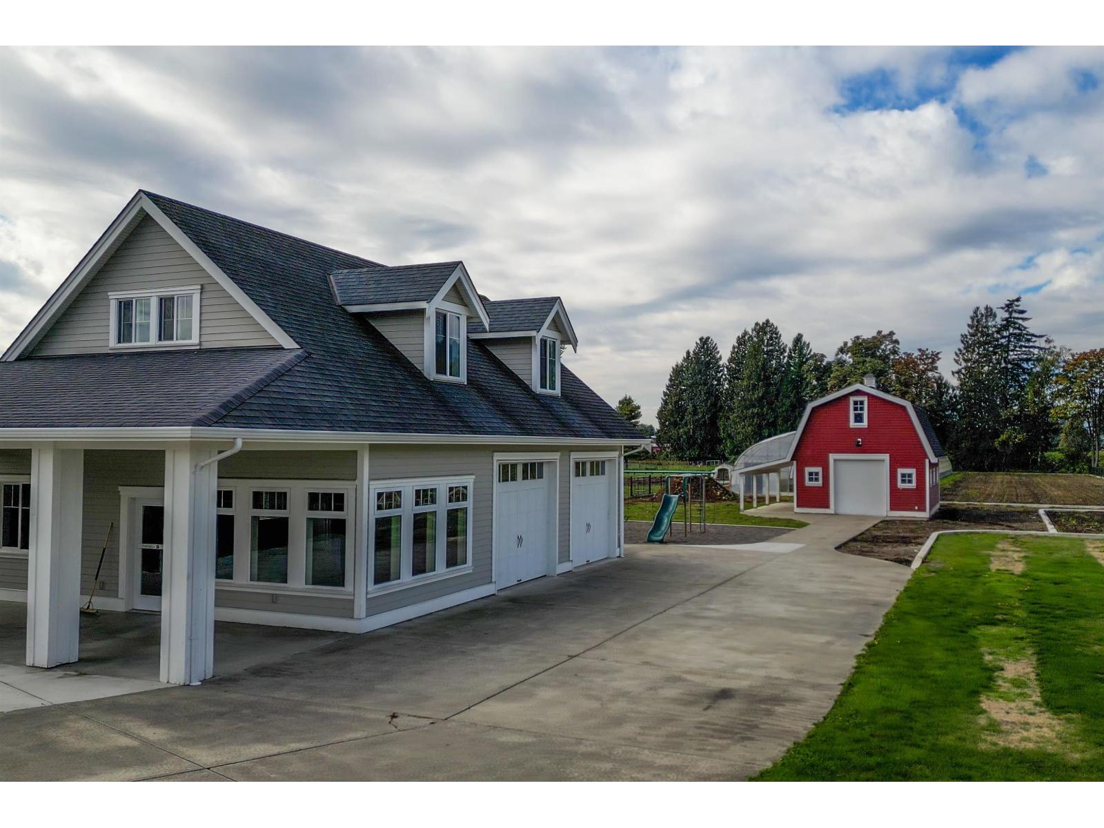 10995 MCSWEEN ROAD, Fairfield Island