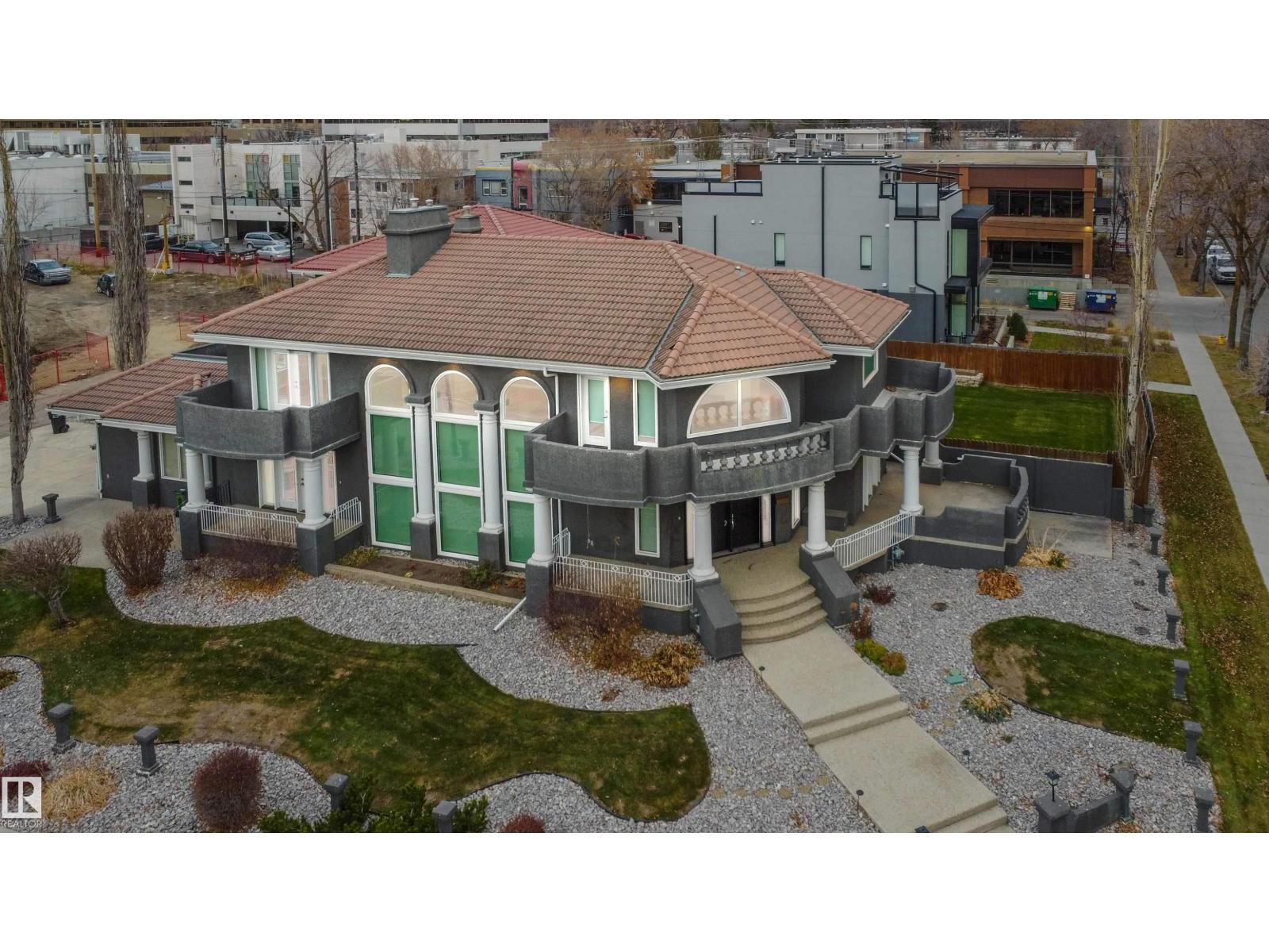 12428 103 AV NW