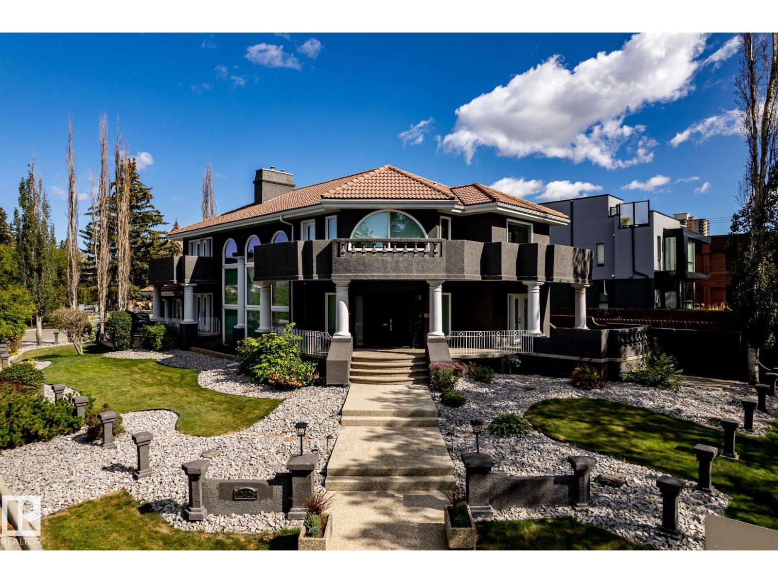 12428 103 AV NW