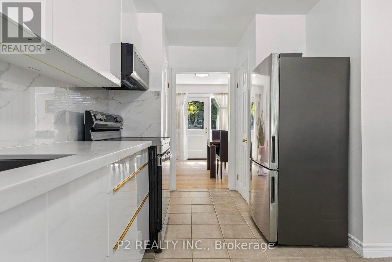 22-25 GOSFORD BLVD. BOULEVARD N