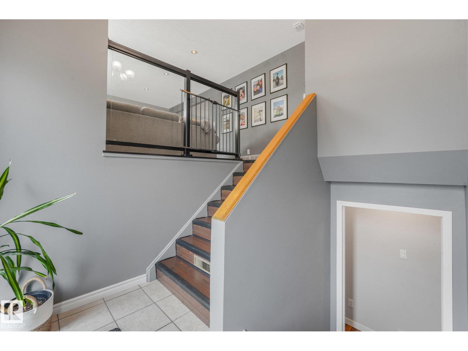 81 GLAMORGAN DR